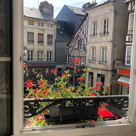 Le Studio Champlain Honfleur Exterior photo